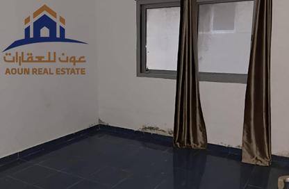 Apartment - 3 Bedrooms - 3 Bathrooms for rent in Al Qulaya'ah - Al Sharq - Sharjah