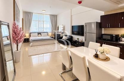 Apartment - Studio - 1 for rent in Frankfurt Sports Tower - Dubai Sports City - Dubai