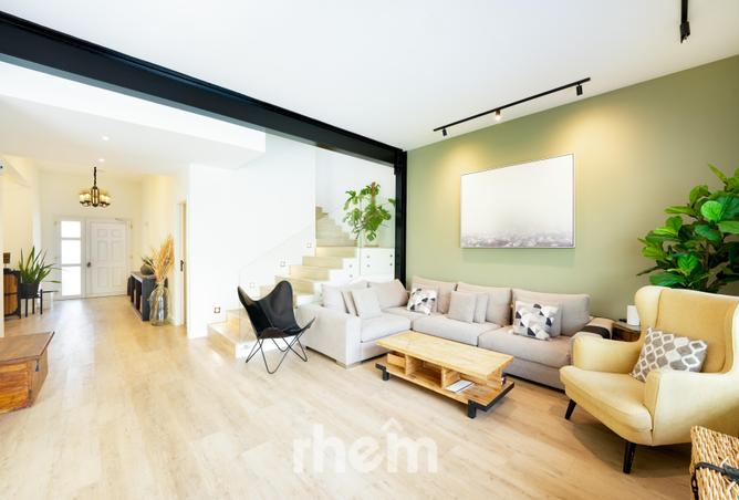 82810242 - Property Image 3