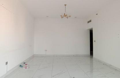 Apartment - 2 - 3 for rent in Al Majaz 1 - Al Majaz - Sharjah Apartment - 2 - 3 for rent in Al Majaz 1 - Al Majaz - Sharjah