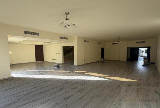 53573984 - Property Image 3