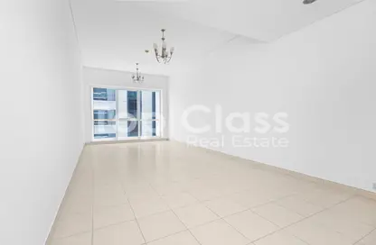 Apartment - 2 Bedrooms - 3 Bathrooms for rent in Latifa Tower - Sheikh Zayed Road - Dubai