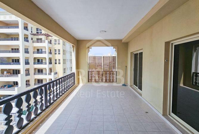 64027144 - Property Main Image