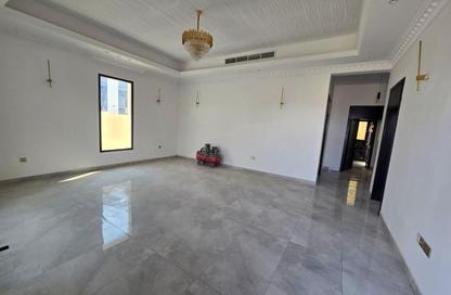 Villa - 5 Bedrooms - 7 Bathrooms for sale in Al Yasmeen 1 - Al Yasmeen - Ajman