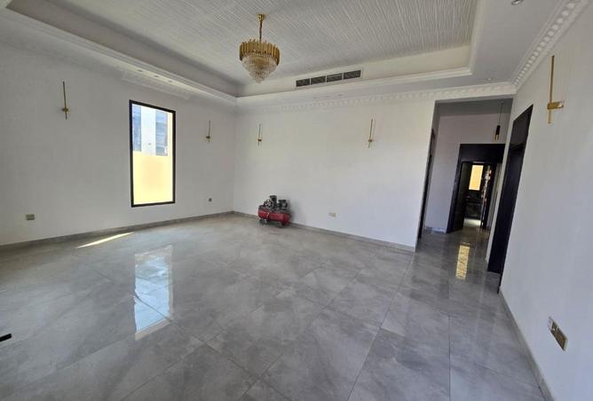 72305061 - Property Image 3