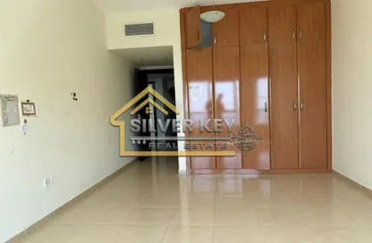 شقة - 3 غرف نوم - 4 حمامات للايجار في المجاز 3 - المجاز - الشارقة