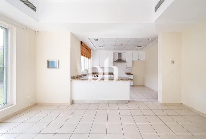 16246800 - Property Image 3