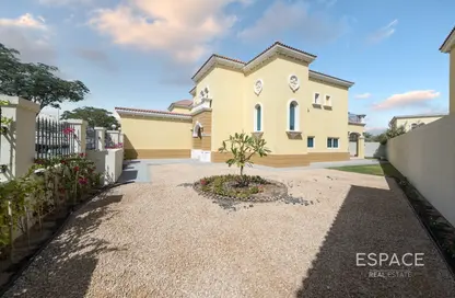 Villa - 3 Bedrooms - 3 Bathrooms for rent in District 7 - Jumeirah Park - Dubai