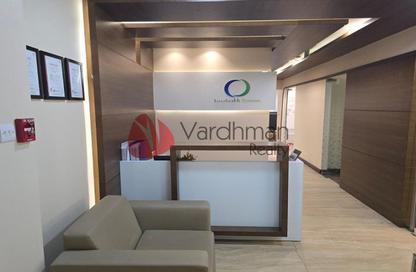 Office Space - Studio - 1 Bathroom for rent in Ibn Sina Building - Dubai Healthcare City - Bur Dubai - Dubai