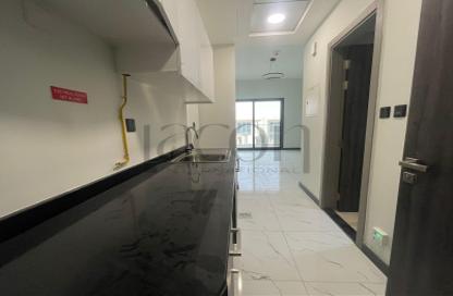 Apartment - Studio - 1 for rent in Rukan Tower B - Rukan Tower - Rukan - Dubai Apartment - Studio - 1 for rent in Rukan Tower B - Rukan Tower - Rukan - Dubai