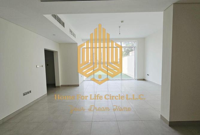 144614107 - Property Main Image