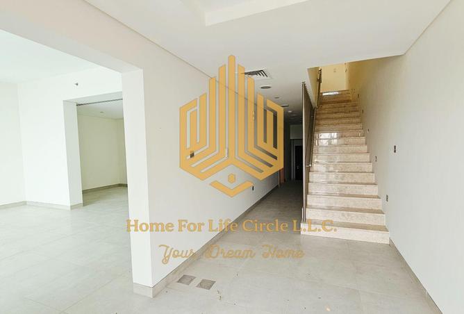 144614107 - Property Image 3