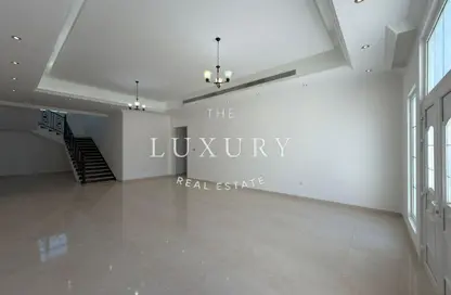 Villa - 4 Bedrooms - 6 Bathrooms for rent in Nad Al Sheba 4 - Nad Al Sheba - Dubai Villa - 4 Bedrooms - 6 Bathrooms for rent in Nad Al Sheba 4 - Nad Al Sheba - Dubai