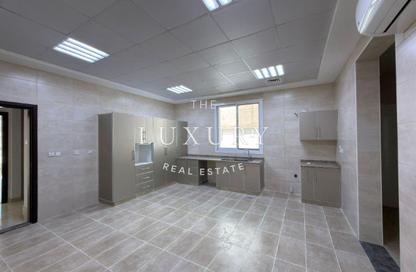 Villa - 4 Bedrooms - 6 Bathrooms for rent in Nad Al Sheba 4 - Nad Al Sheba - Dubai Villa - 4 Bedrooms - 6 Bathrooms for rent in Nad Al Sheba 4 - Nad Al Sheba - Dubai