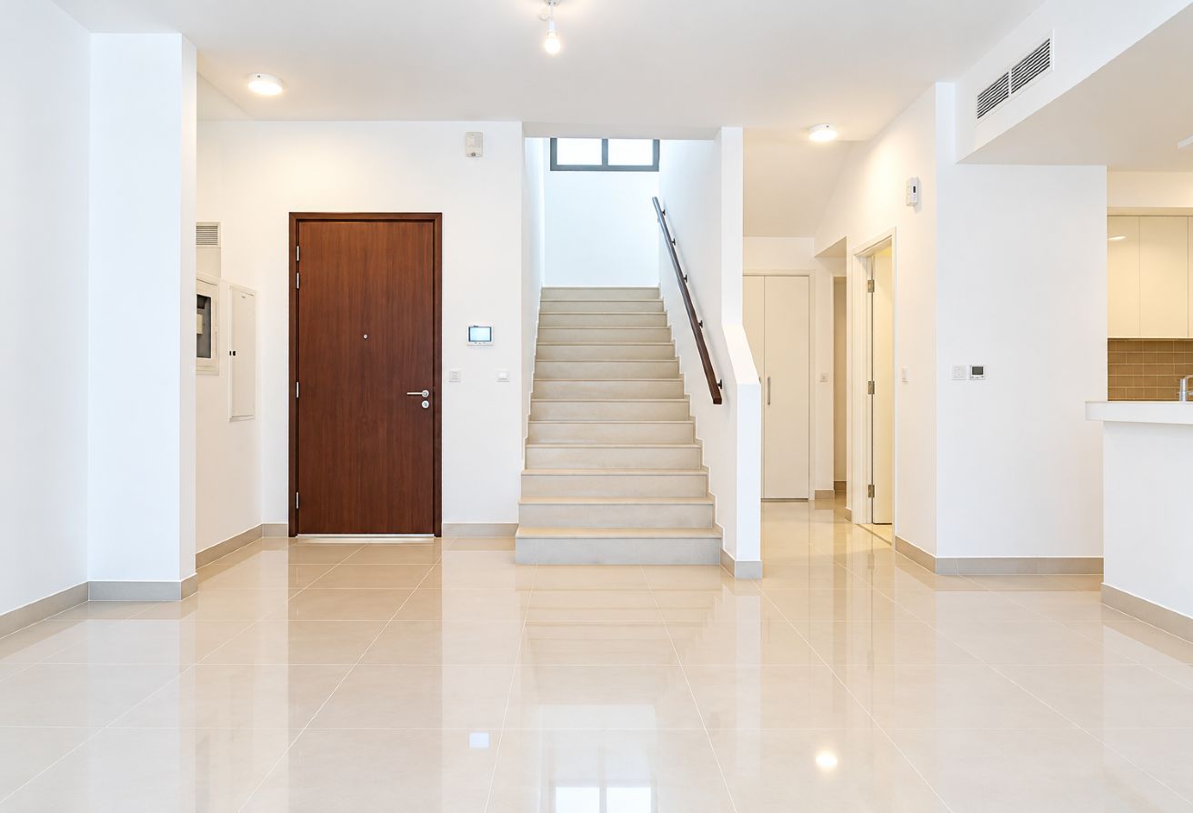 3 BR + Maid | Vacant | Prime Location
