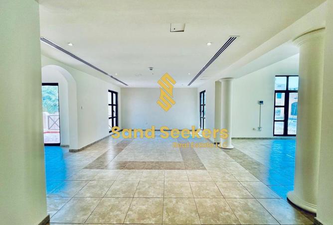 82360841 - Property Image 2