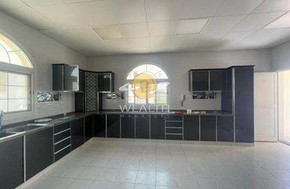 Villa - 3 Bedrooms - 5 Bathrooms for sale in Al Nouf 1 - Al Nouf - Sharjah