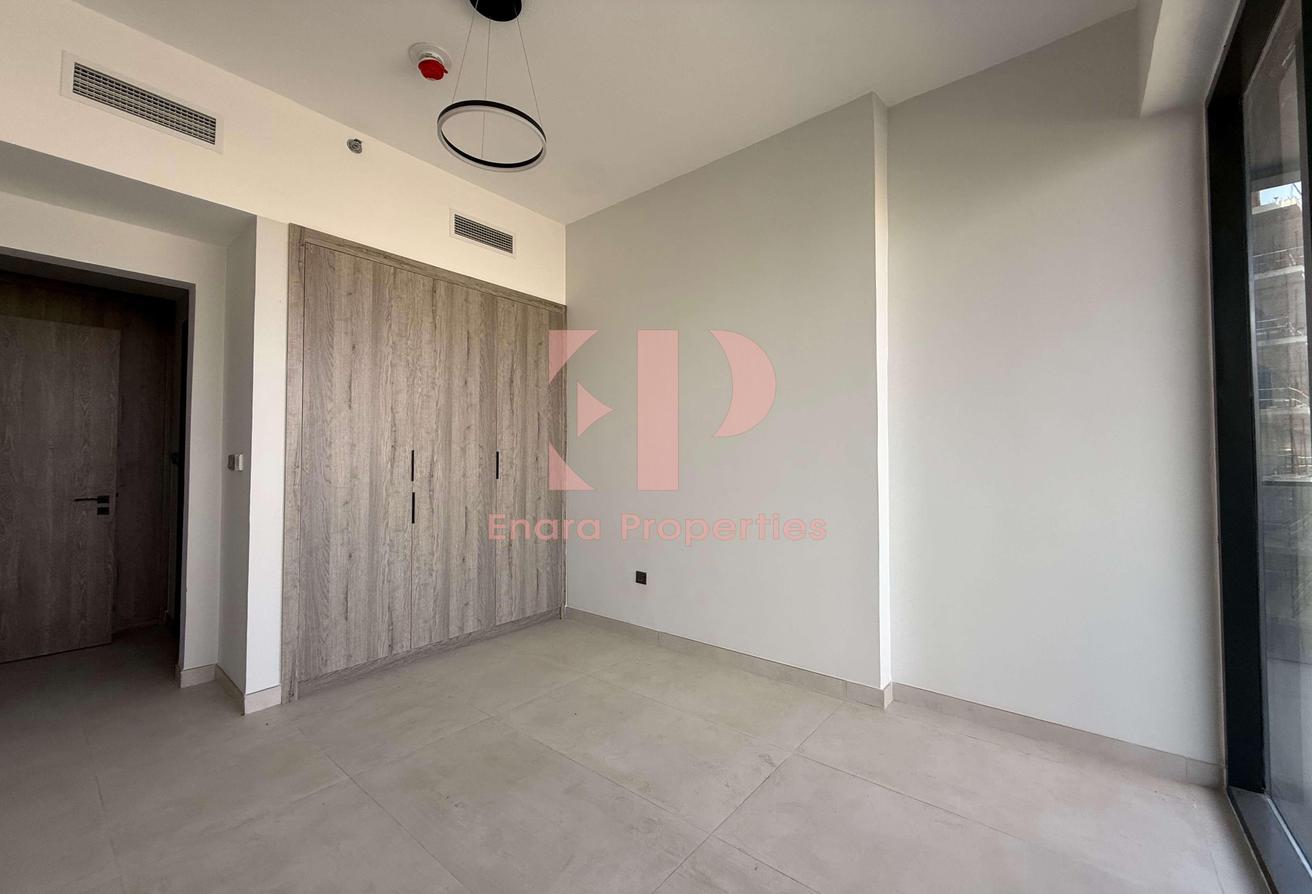 Vacant| high floor| white goods| Prime Location photo 8