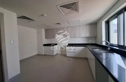 Villa - 5 Bedrooms - 7 Bathrooms for sale in Fay Al Reeman II - Al Shamkha - Abu Dhabi