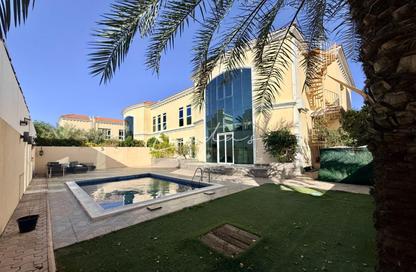 Villa - 5 Bedrooms - 6 Bathrooms for rent in Jumeirah 1 Villas - Jumeirah 1 - Jumeirah - Dubai