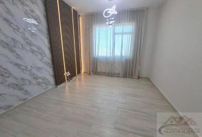 128351623 - Property Image 3