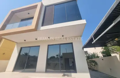 Villa - 5 Bedrooms - 6 Bathrooms for rent in Umm Suqeim 1 Villas - Umm Suqeim 1 - Umm Suqeim - Dubai