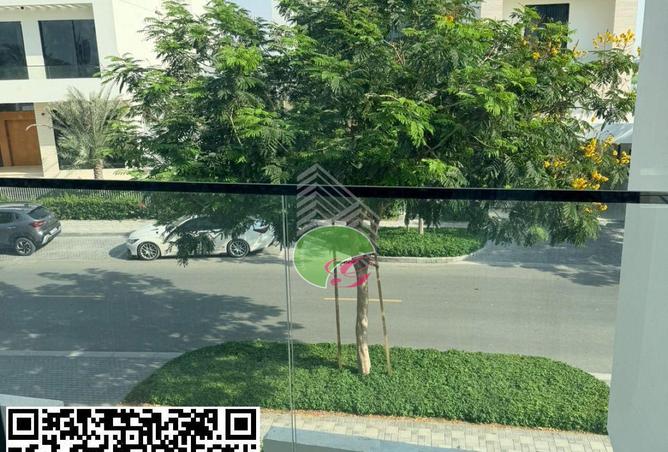 94002866 - Property Main Image