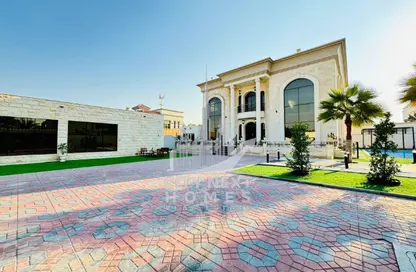 Villa - 5 Bedrooms - 7 Bathrooms for rent in Al Barsha 2 - Al Barsha - Dubai