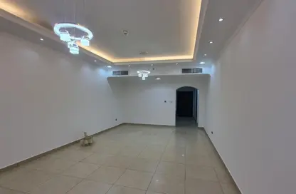 شقة - 2 غرف نوم - 4 حمامات للايجار في كورنيش الخان - الخان - الشارقة