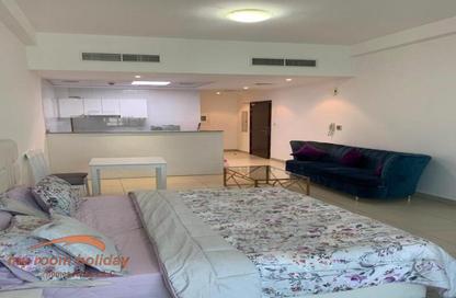 Apartment - Studio - 1 Bathroom for rent in Churchill Towers - Business Bay - Dubai