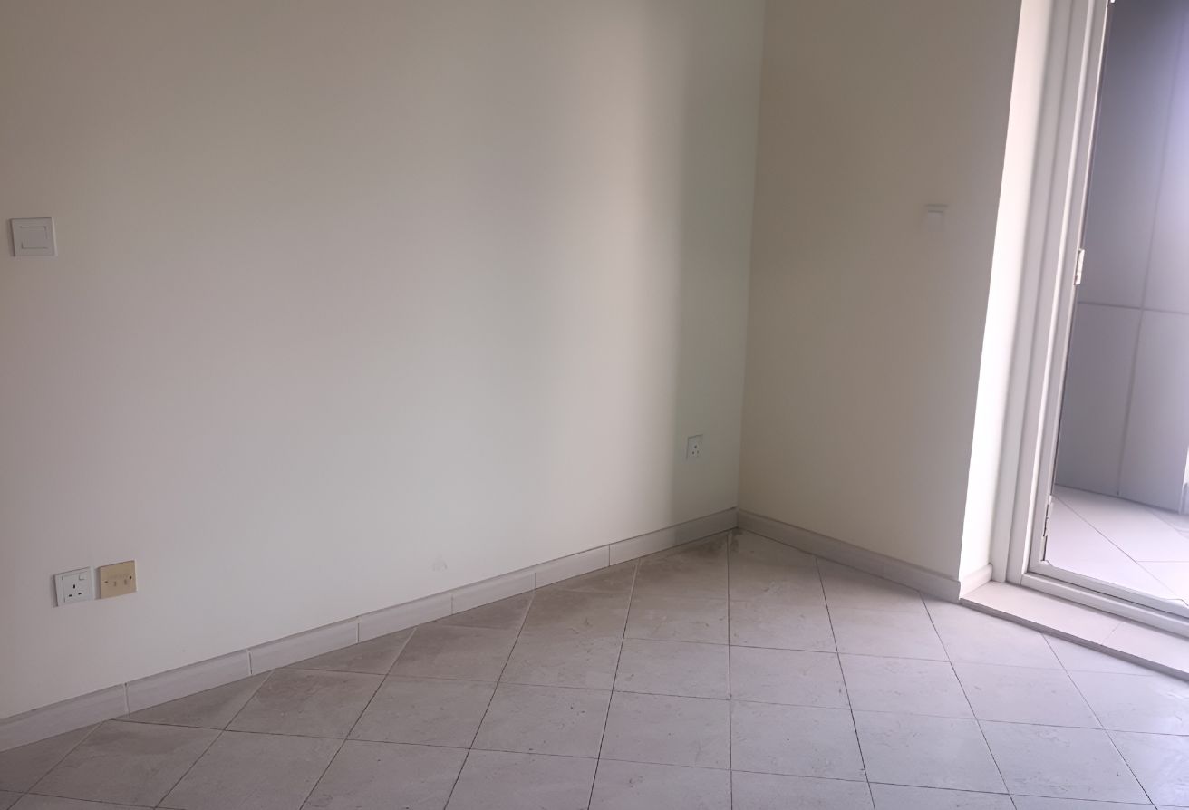 RENT I UNFURNISHED I HUB CANAL gallery image