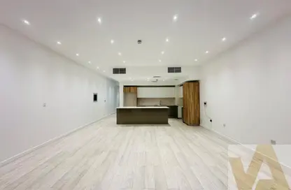 Townhouse - 3 Bedrooms - 4 Bathrooms for rent in Aintree Townhouses - District 14 - Jumeirah Village Circle - Dubai