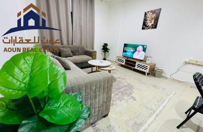 Apartment - 1 Bedroom - 2 Bathrooms for rent in Al Khan 5 building - Al Khan - Sharjah