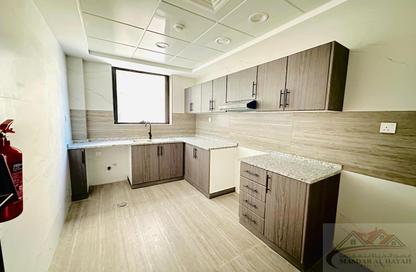 Apartment - 2 Bedrooms - 3 Bathrooms for rent in SG Muwaileh Building - Muwaileh - Sharjah