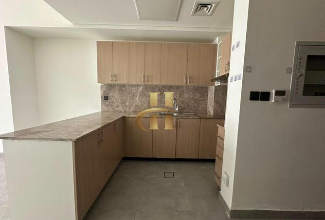 123821609 - Property Image 2