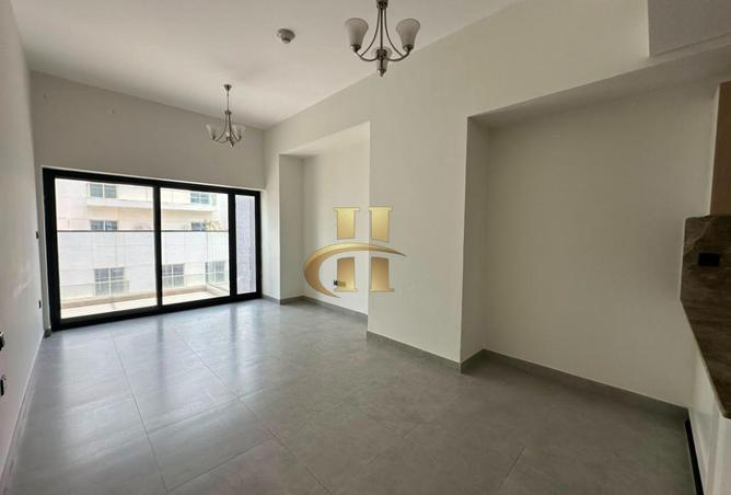 123821609 - Property Image 3