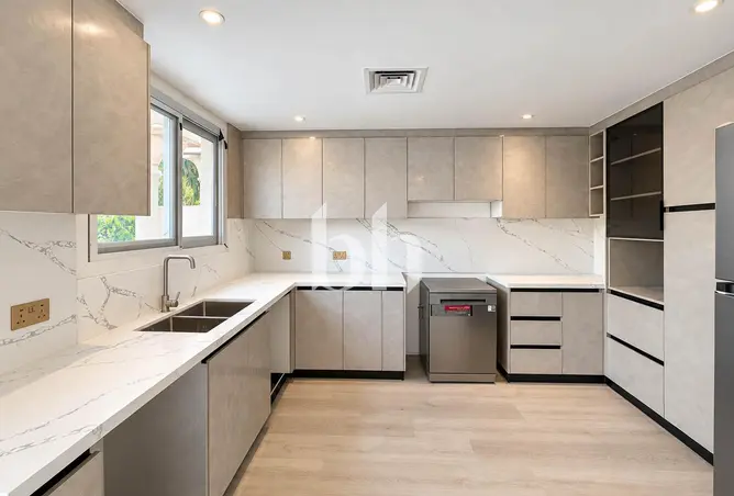 145996400 - Property Image 3
