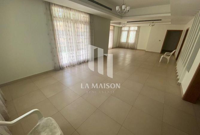 77799907 - Property Image 2