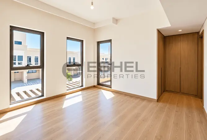 167004345 - Property Image 3