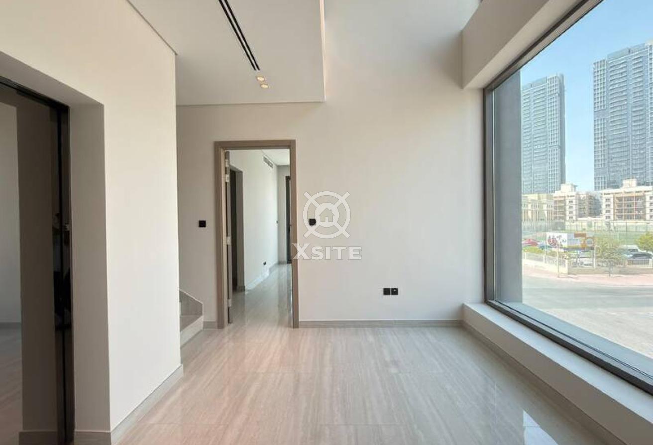 Premium Living |Fully Fitted Kitchen|4 BR Villa photo 7