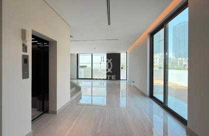 Villa - 4 - 6 for rent in The Veranda Collection 2 - District 10 - Jumeirah Village Circle - Dubai