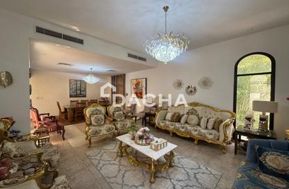 Villa - 4 Bedrooms - 5 Bathrooms for rent in Naseem - Mudon - Dubai