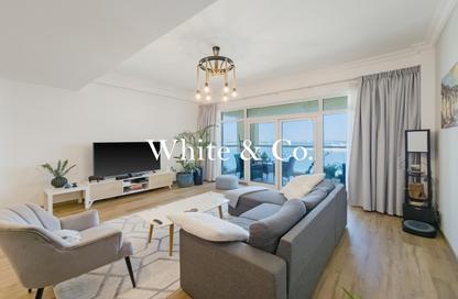 Apartment - 1 Bedroom - 2 Bathrooms for rent in Al Msalli - Shoreline Apartments - Palm Jumeirah - Dubai