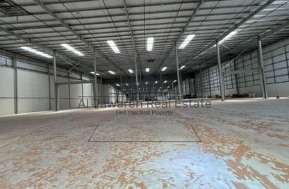 Warehouse - Studio - 1 Bathroom for rent in Umm Al Thuoob - Umm Al Quwain