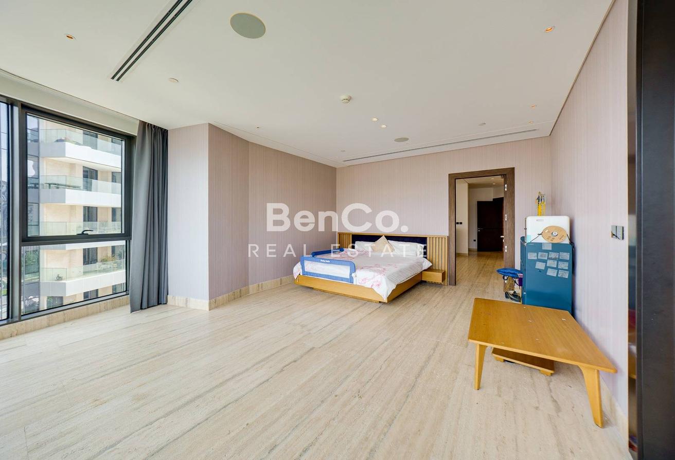 Unfurnished | Burj Canal View | Prime Location photo 18