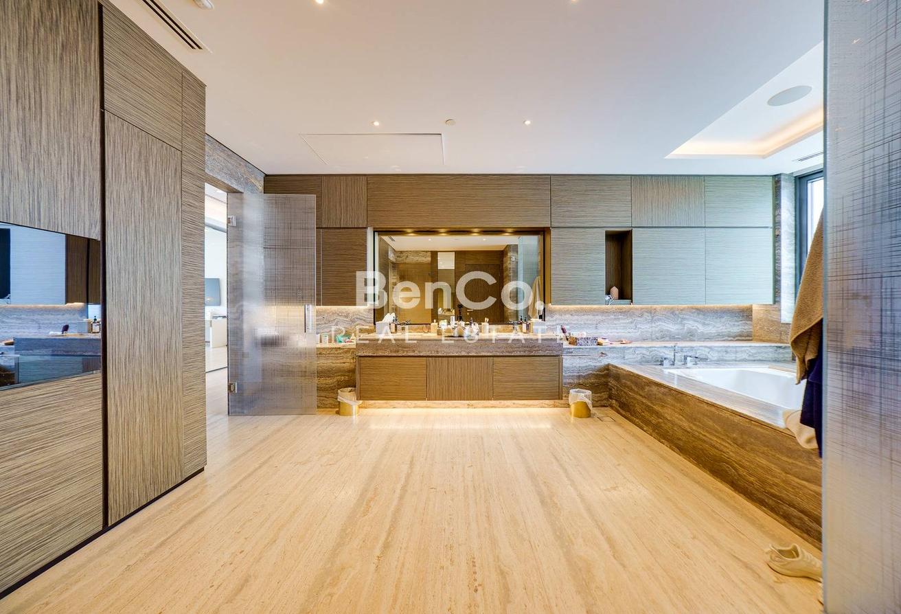 Unfurnished | Burj Canal View | Prime Location photo 10
