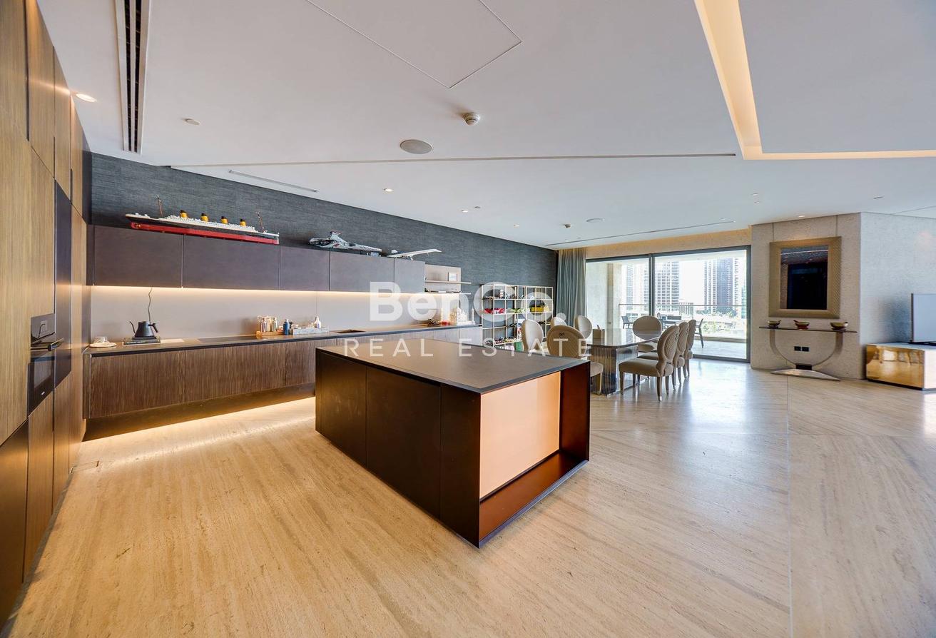 Unfurnished | Burj Canal View | Prime Location photo 21