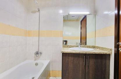 Apartment - 1 Bedroom - 2 Bathrooms for rent in Al Muteena - Deira - Dubai