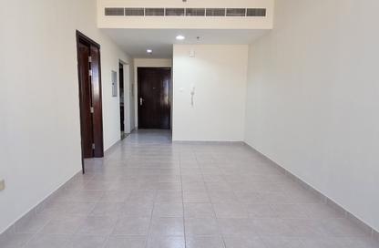 Apartment - 1 Bedroom - 2 Bathrooms for rent in Al Muteena - Deira - Dubai
