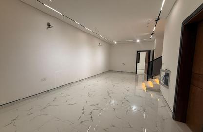Villa - 5 - 7 for sale in Kabbali Hills - Al Helio 2 - Al Helio - Ajman Villa - 5 - 7 for sale in Kabbali Hills - Al Helio 2 - Al Helio - Ajman